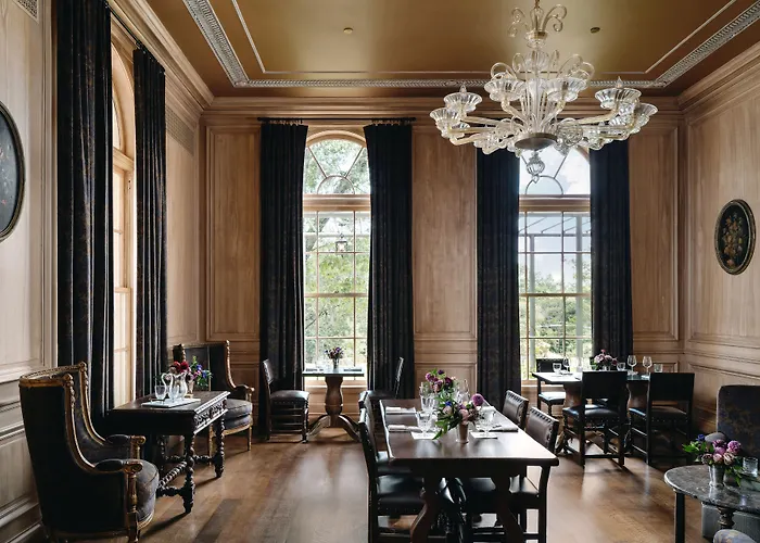 Commodore Perry Estate, Auberge Collection